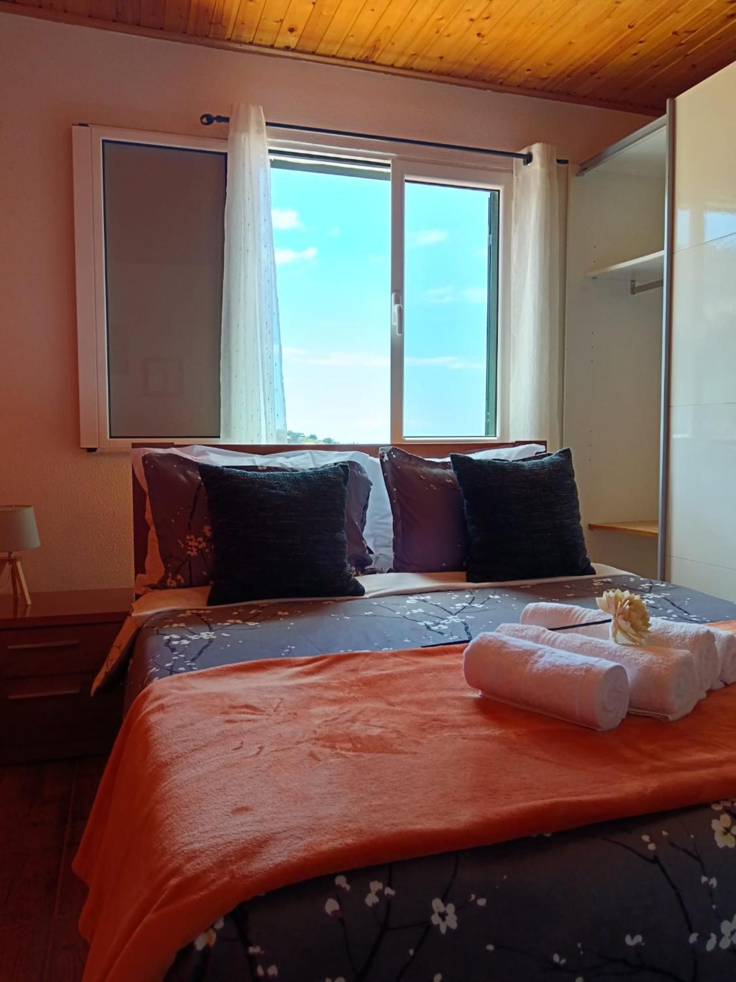 Casa Central - Peceful Mountain Retreat In Calheta Ribeira do Raposo エクステリア 写真