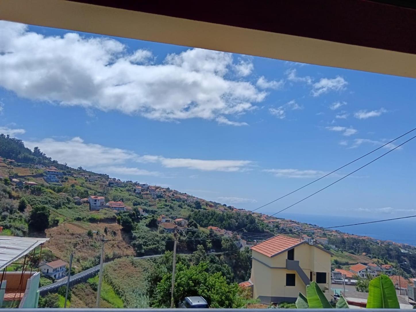 Casa Central - Peceful Mountain Retreat In Calheta Ribeira do Raposo エクステリア 写真